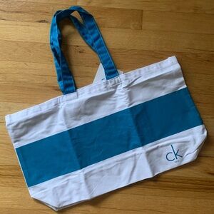 NWT Calvin Klein White and Teal Canvas Tote